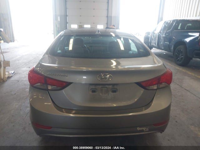 Hyundai ELANTRA SE 2015 5NPDH4AE1FH650026 Image 15