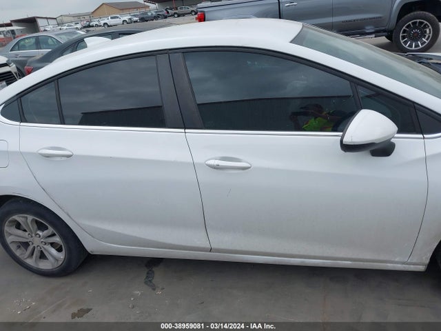 Chevrolet CRUZE LT 2019 1G1BE5SM1K7126328 Image 13