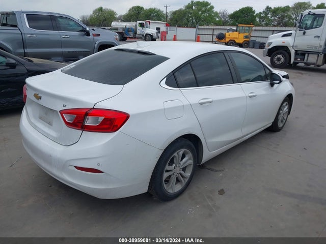 Chevrolet CRUZE LT 2019 1G1BE5SM1K7126328 Image 4
