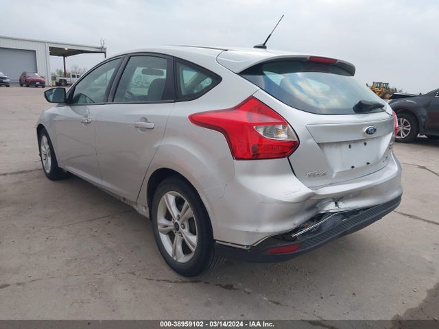 Ford FOCUS SE 2014 1FADP3K23EL398619 Image 3
