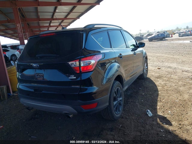 Ford ESCAPE SE 2018 1FMCU0GD2JUC61338 Image 4