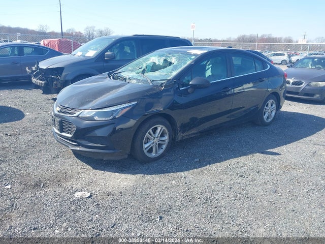 Chevrolet Cruze Lt Auto 2018 1G1BE5SM4J7234537 Image 2