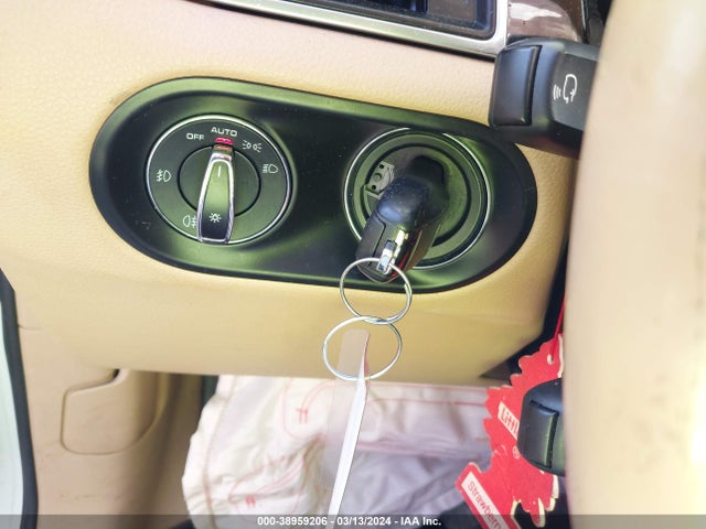 2017 PORSCHE MACAN WP1AA2A57HLB01827 Photo 10