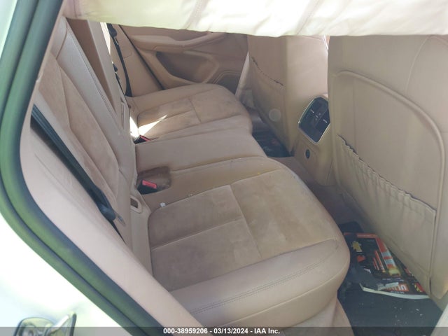 2017 PORSCHE MACAN WP1AA2A57HLB01827 Photo 7