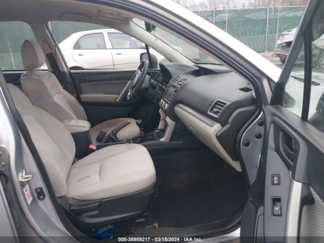 JF2SJAAC9HG572676 Subaru Forester 2.5i