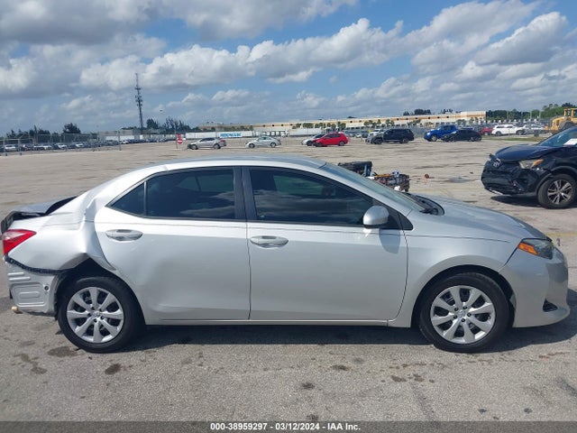 Toyota COROLLA LE 2017 5YFBURHE9HP734378 Image 12
