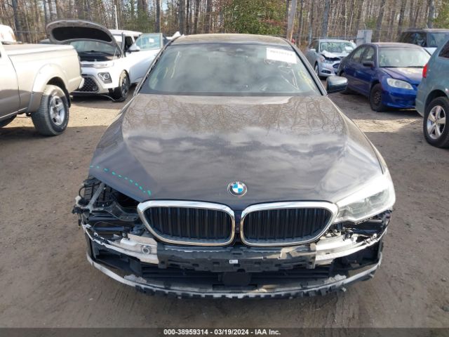 WBAJB1C56JB083979 BMW 530e Xdrive Iperformance