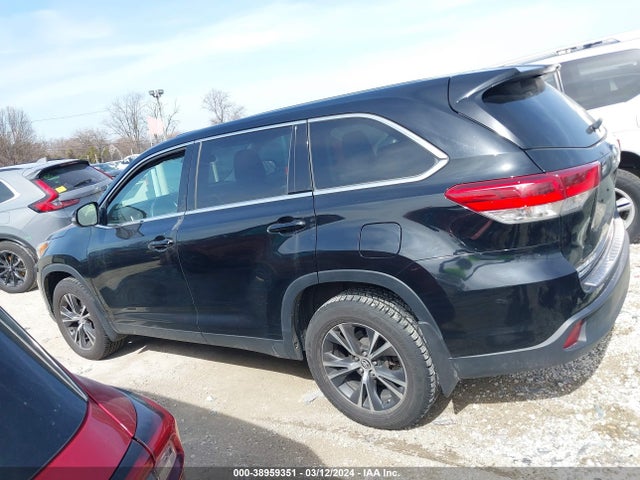 Toyota Highlander Le 2019 5TDBZRFH3KS958601 Image 14