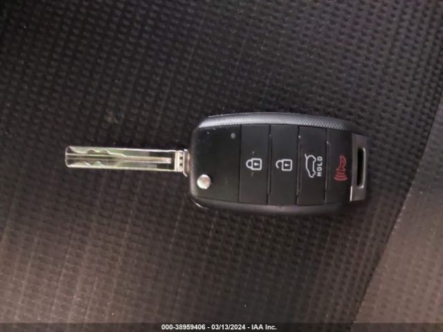 5XYKT4A67FG659156 KIA SORENTO LX