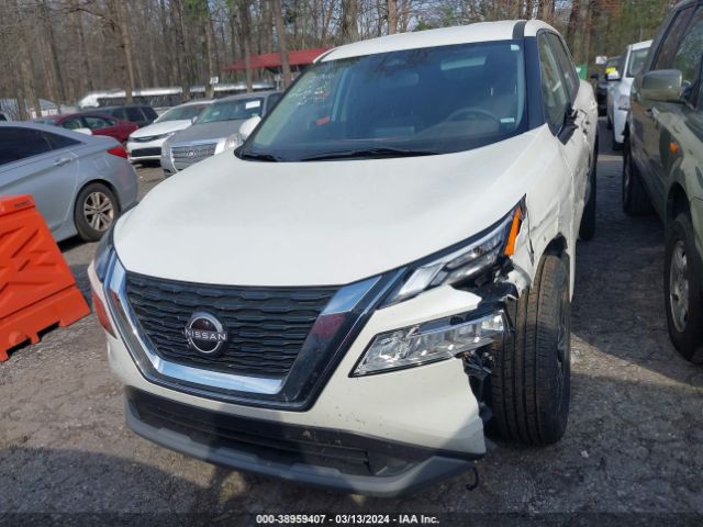 JN8BT3BB8PW481207 Nissan Rogue Sv Intelligent Awd