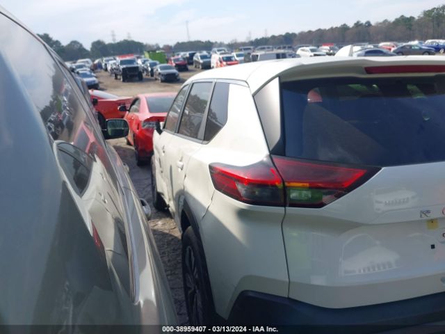 JN8BT3BB8PW481207 Nissan Rogue Sv Intelligent Awd