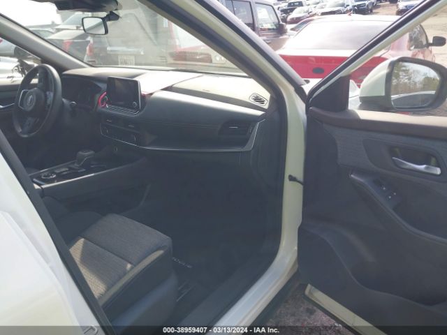 JN8BT3BB8PW481207 Nissan Rogue Sv Intelligent Awd
