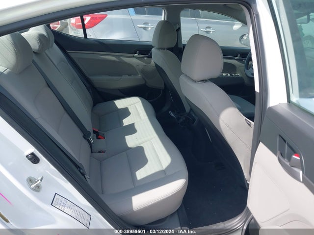 Hyundai ELANTRA SE 2017 5NPD74LF0HH174721 Image 8