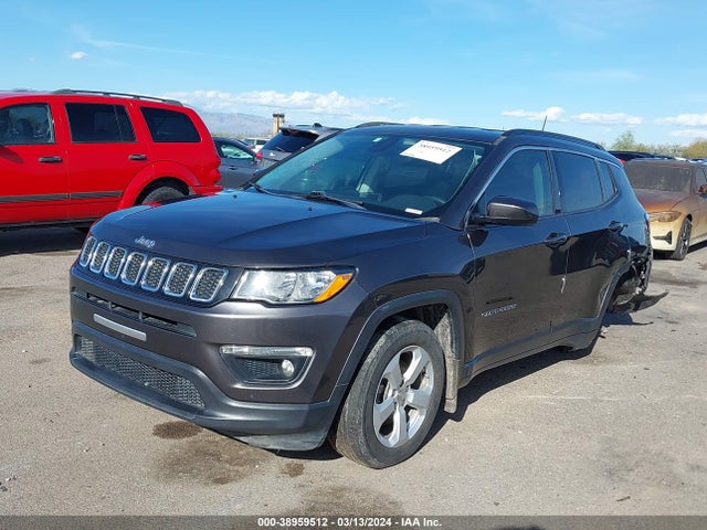Jeep Compass Latitude Fwd 2018 3C4NJCBB7JT425366 Image 2