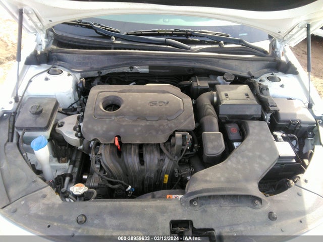 KIA Optima Lx 2018 5XXGT4L3XJG270775 Image 10