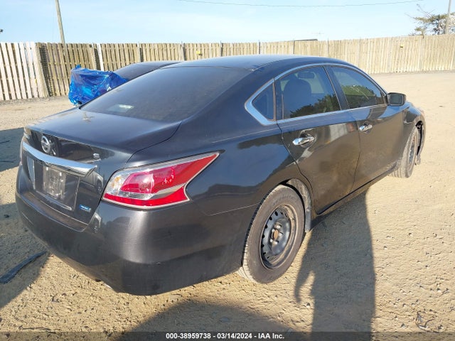 Nissan Altima 2.5 S 2014 1N4AL3AP7EC129874 Image 4