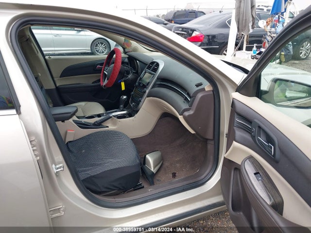 Chevrolet MALIBU 1LT 2014 1G11C5SL7EF152810 Image 5