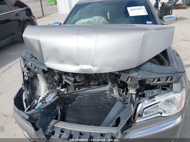 Chrysler 300c Awd 2014 2C3CCAKG7EH235863 Image 10