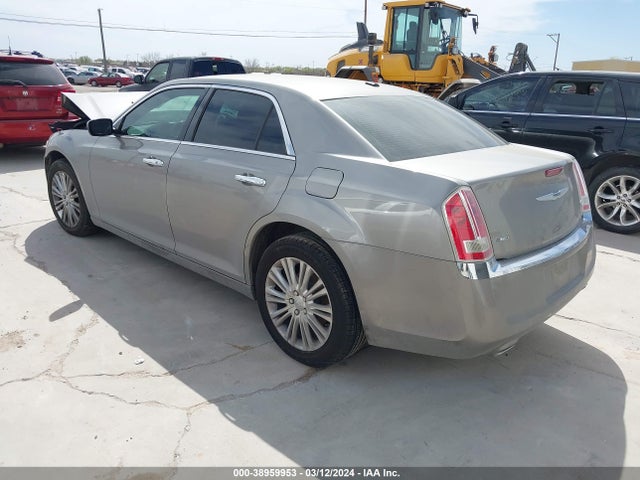 Chrysler 300c Awd 2014 2C3CCAKG7EH235863 Image 3
