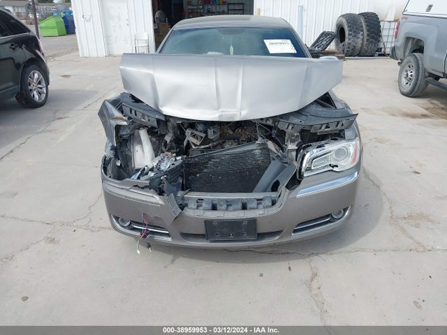 Chrysler 300c Awd 2014 2C3CCAKG7EH235863 Image 6