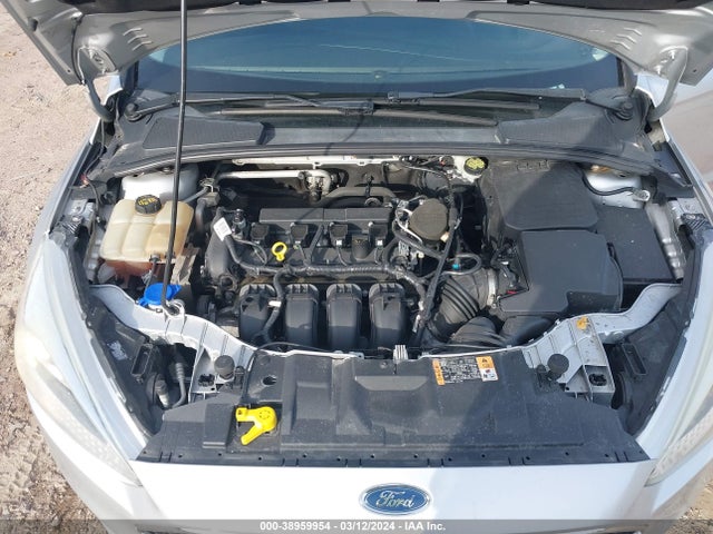 Ford FOCUS SE 2015 1FADP3F24FL270501 Image 10