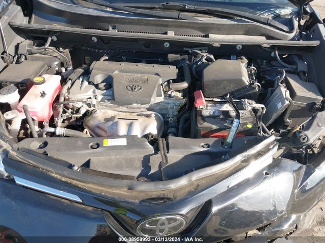 Toyota RAV4 LE 2017 2T3ZFREV3HW391344 Image 10