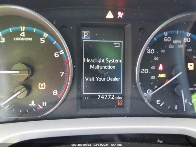 Toyota RAV4 LE 2017 2T3ZFREV3HW391344 Image 15