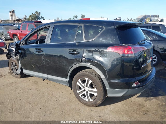 Toyota RAV4 LE 2017 2T3ZFREV3HW391344 Image 3