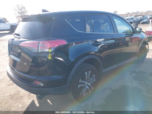 Toyota RAV4 LE 2017 2T3ZFREV3HW391344 Image 4