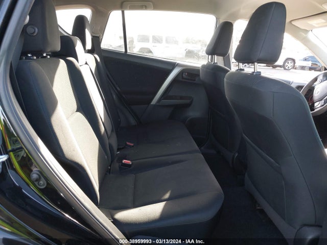 Toyota RAV4 LE 2017 2T3ZFREV3HW391344 Image 8