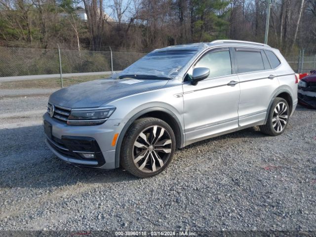 3VV4B7AXXLM058281 Volkswagen Tiguan 2.0t Sel Premium R-line