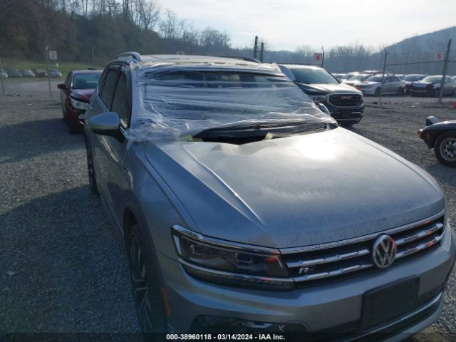 3VV4B7AXXLM058281 Volkswagen Tiguan 2.0t Sel Premium R-line