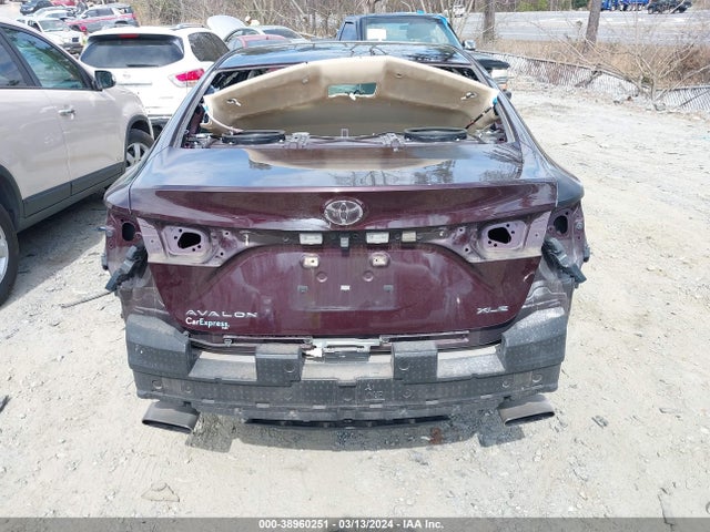 Toyota AVALON XLE 2016 4T1BK1EB7GU215327 Image 16