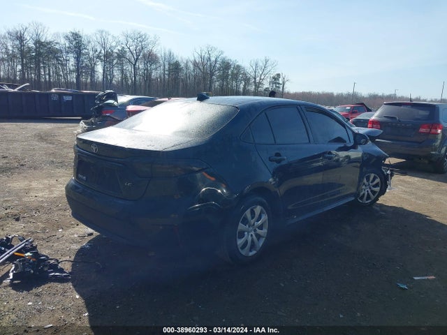 Toyota COROLLA LE 2022 5YFEPMAE4NP302682 Image 4