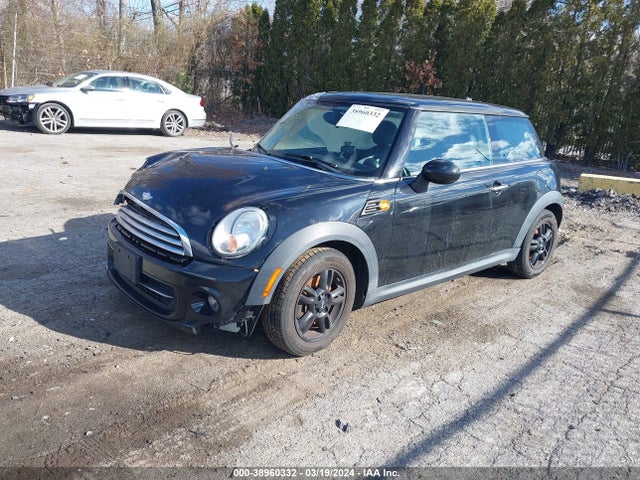 2012 MINI COOPER WMWSU3C56CT186410 Photo 1