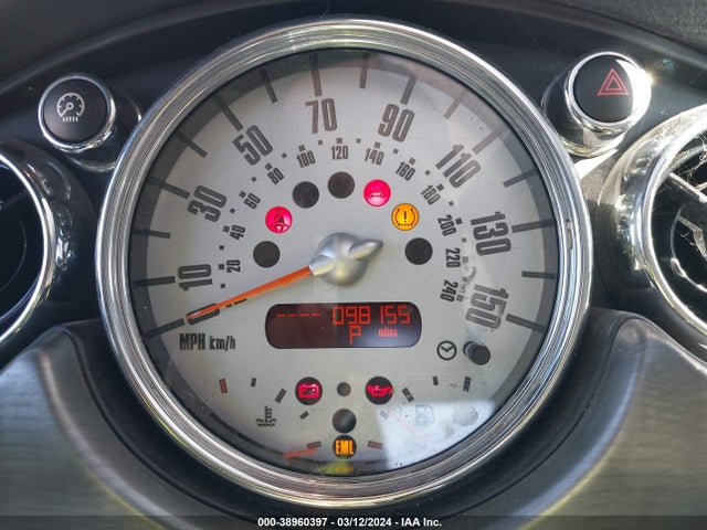 2006 MINI COOPER S WMWRH33556TL93684 Photo 6