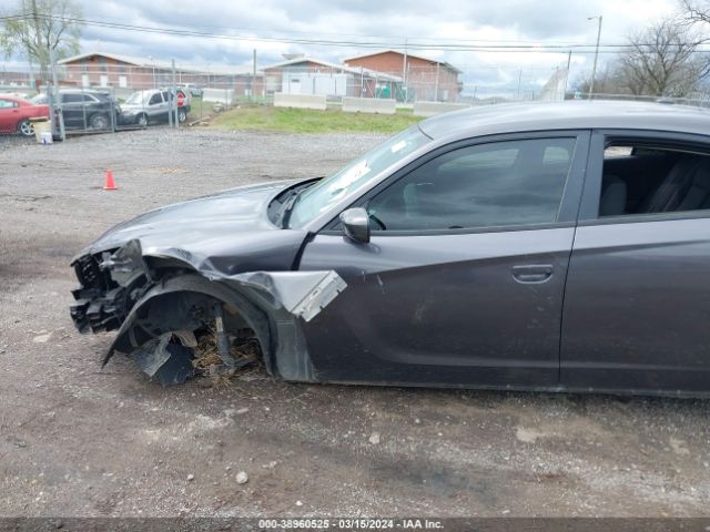 2C3CDXBG3KH668219 Dodge Charger Sxt Rwd