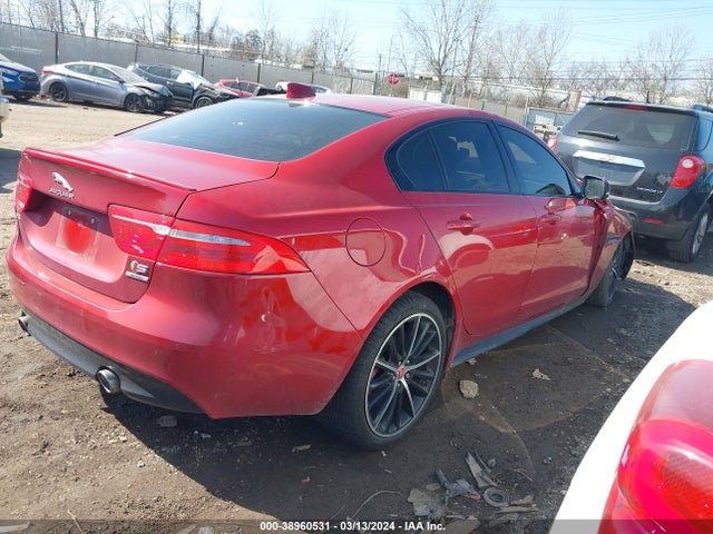 2018 JAGUAR XE SAJAM4FV9JCP35239 Photo 3