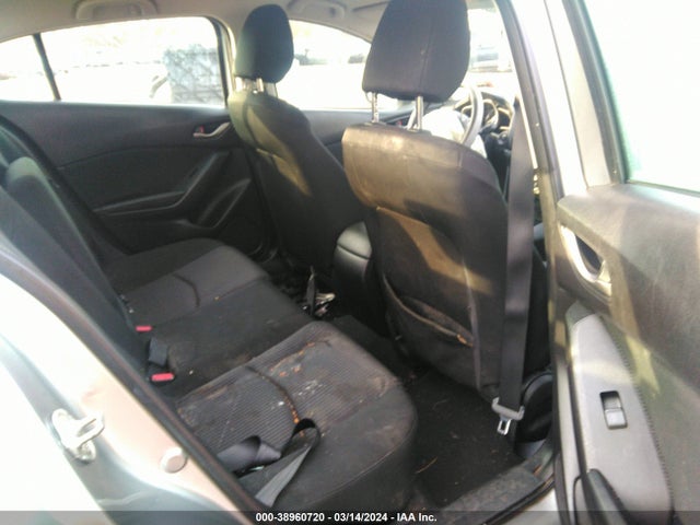 Mazda Mazda3 I Touring 2015 3MZBM1V74FM194284 Image 8