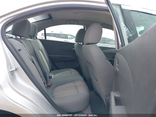 Chevrolet Sonic Lt Auto 2015 1G1JC5SH9F4128033 Image 8