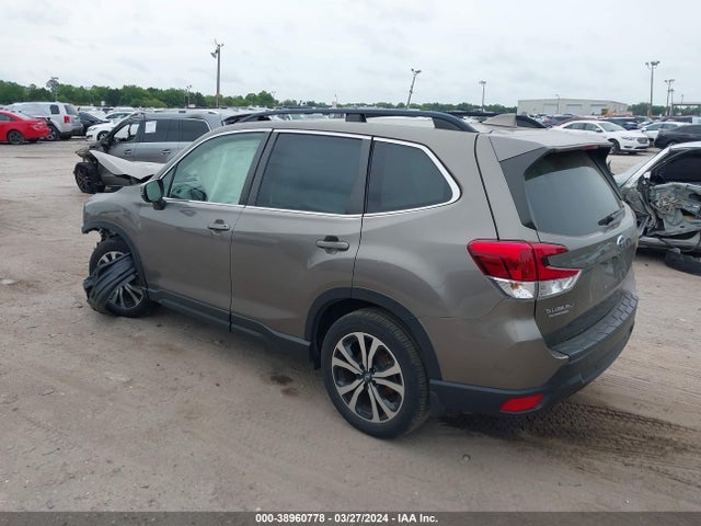 Subaru Forester Limited 2021 JF2SKAUC2MH504040 Image 3