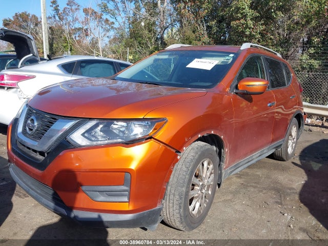 Nissan ROGUE SV 2017 5N1AT2MT9HC821793 Image 2