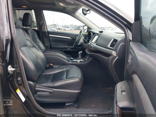 Toyota Highlander Xle V6 2014 5TDKKRFH5ES012637 Image 5