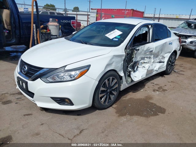 Nissan Altima 2.5 Sl 2018 1N4AL3AP1JC235263 Image 2