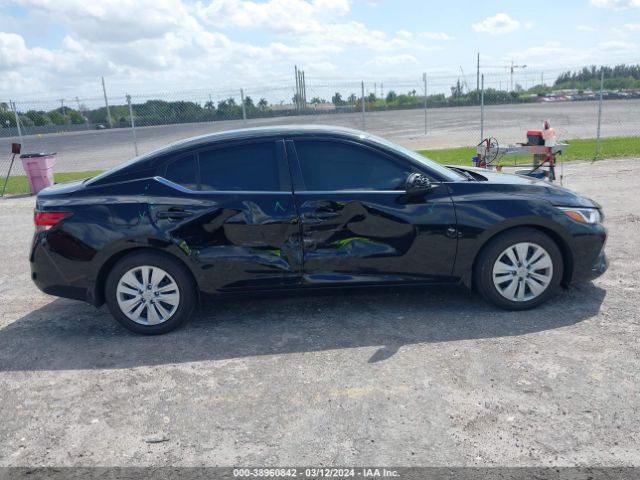 3N1AB8BV8NY225711 Nissan Sentra S Xtronic Cvt