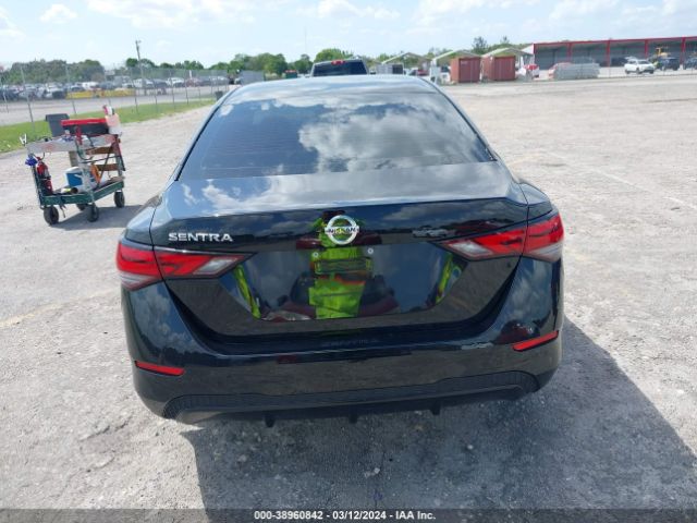 3N1AB8BV8NY225711 Nissan Sentra S Xtronic Cvt