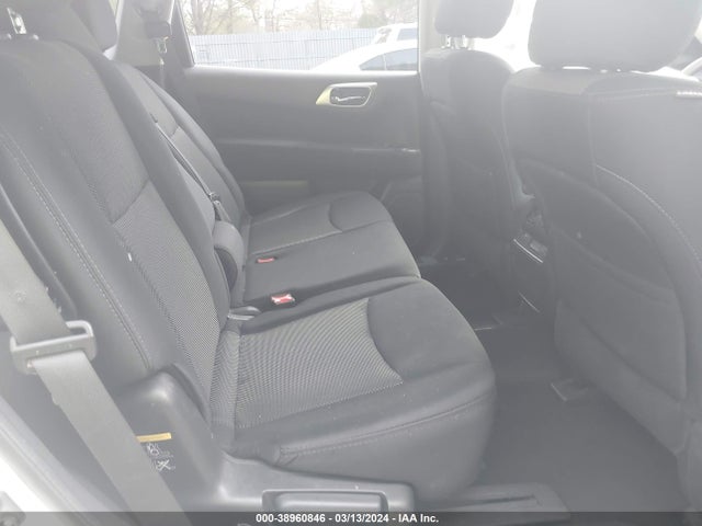 Nissan Pathfinder S 2017 5N1DR2MM1HC905577 Image 8