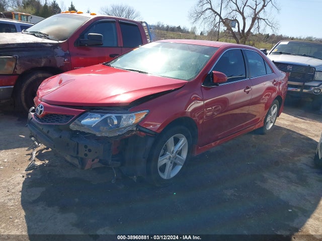 Toyota CAMRY SE 2014 4T1BF1FK7EU809545 Image 2