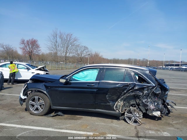 W1N0G8EB7NG062071 Mercedes-Benz Glc 300 4matic Suv