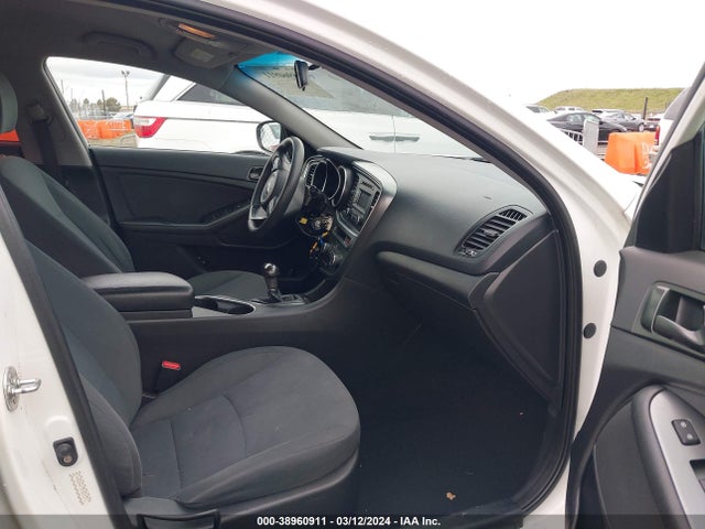 KIA Optima Lx 2015 KNAGM4A73F5605371 Image 5